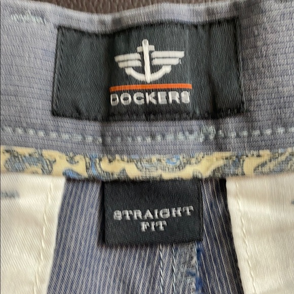 Men’s Dockers Pants! - Picture 2 of 7